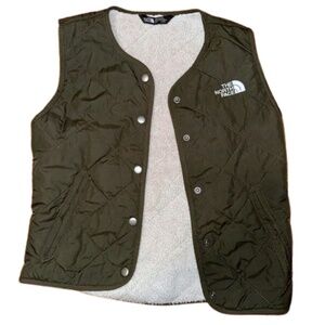 The North Face Olive Green Quilted Vest kids’ 7/8
